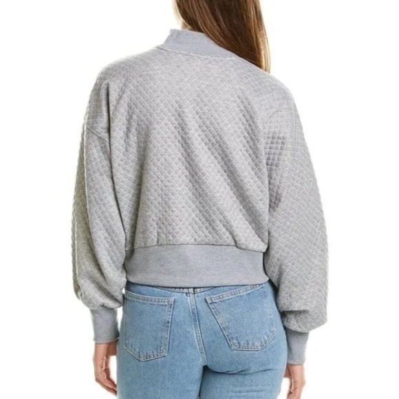 NWT Socialite Grey Mock Neck Textured Sweatshirt Size M - Picture 2 of 8